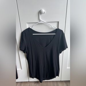 Lululemon Love V-Neck T-Shirt Black